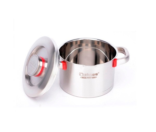 Кастрюля с крышкой 20см. Martha