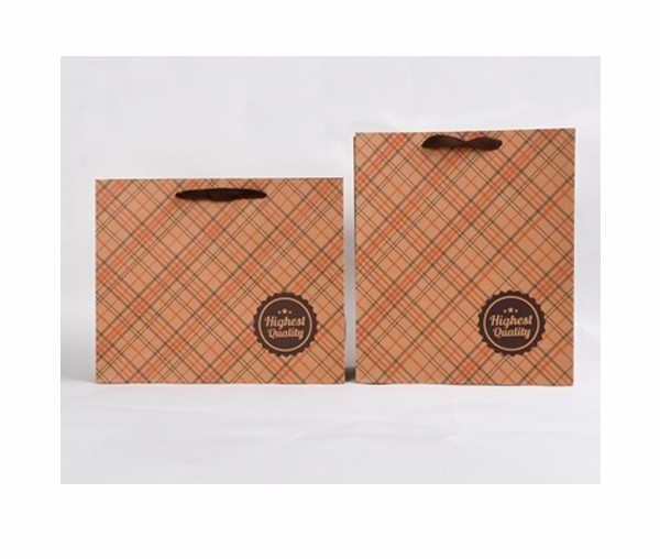 Пакет бумажный 40*30*10см. коричневый Шотландка