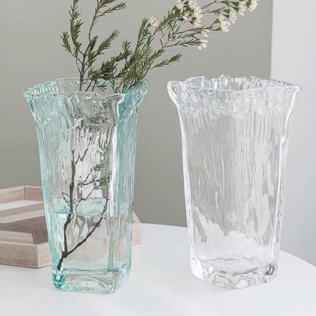 Ваза 24*8,5см, бутылочное стекло