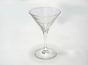 Рюмка мартини 150мл. Pyramide