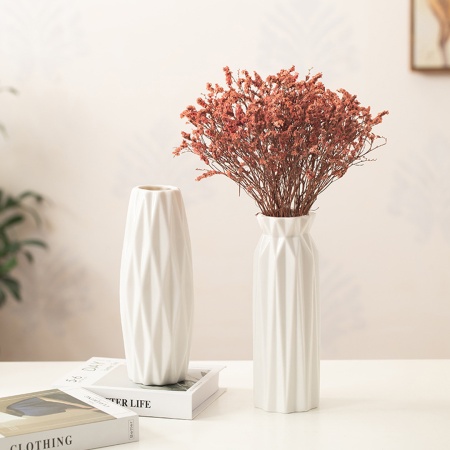 Ваза белая, керамическая 24*8*5см Линии