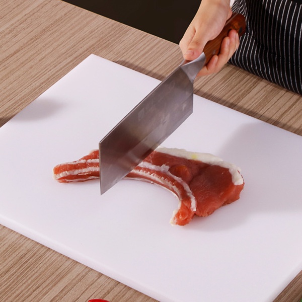 Доска пластиковая 38*28*1,5см белая