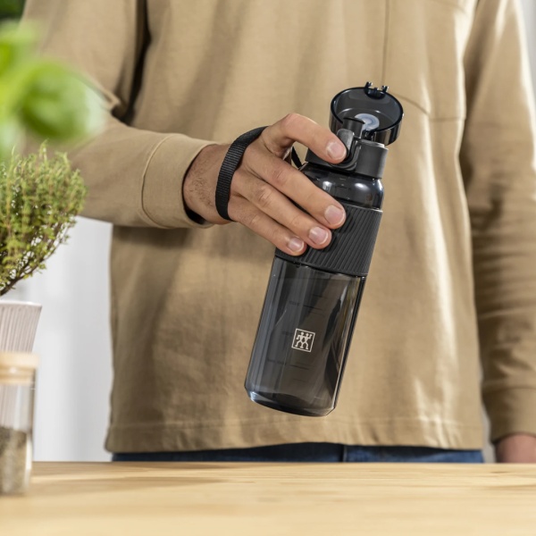 Бутылка черная, тритан 680мл ZWILLING Bottles