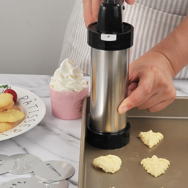 Шприц для крема сталь 20см. 13 дисков+8 насадок