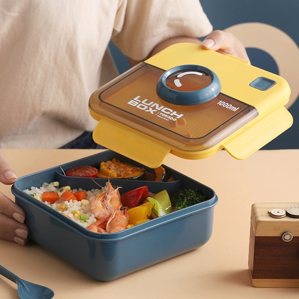 Ланч бокс пластиковый, квадратный, желтый 2 отделения 1 л с клапаном 17*17*7 см +ложка, вилка