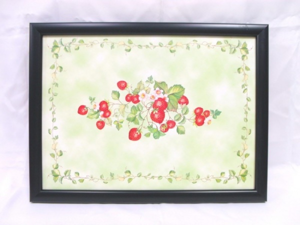 Столик для завтрака Земляника