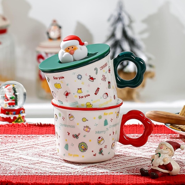 Кружка с крышкой 350 мл 10*8,3см Дед мороз