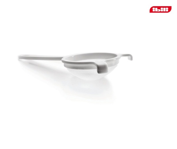 Сито пластиковое с  ручкой 14см.