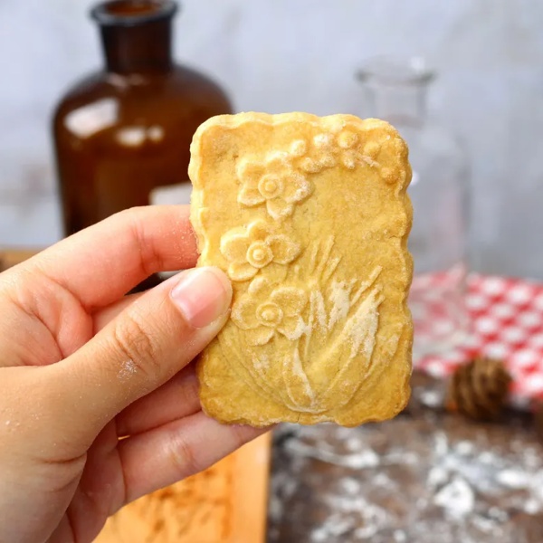 Пряничная доска 10*8*2cm дерево, Картинка цветы