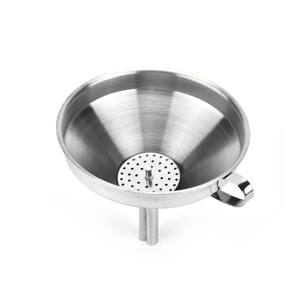 Воронка 11см. с ситечком стальная