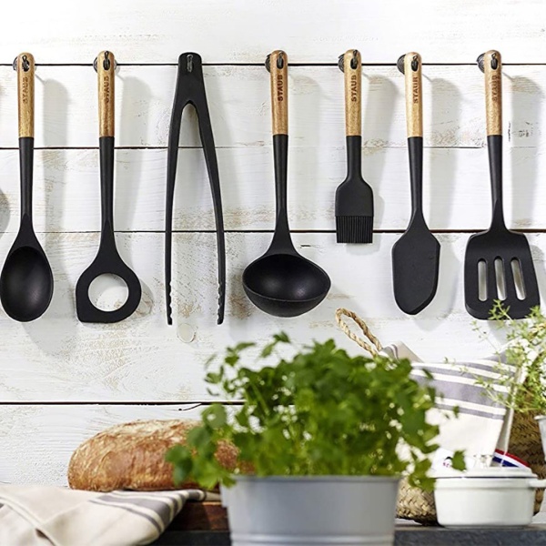 Лопатка перфорированная 31см силикон, деревянная ручка/