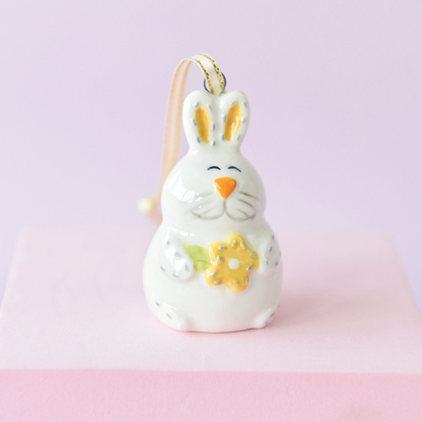 Елочная игрушка 3,2*3,2*5,3см. Кролик с цветком