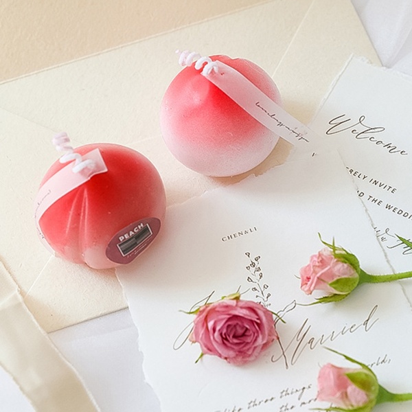 Свеча ароматическая 5,5*5 см персик