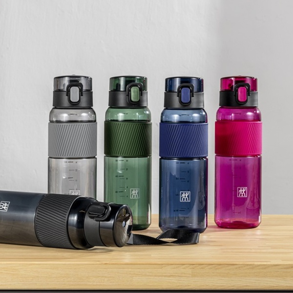 Бутылка зеленая, тритан, 680мл ZWILLING Bottles