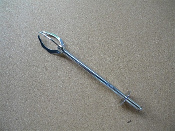 Щипцы для льда 21см.