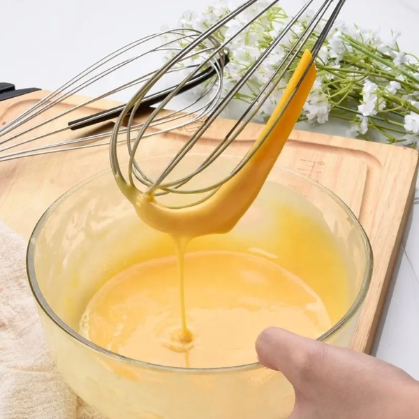 Венчик-скребок 14см. желтый