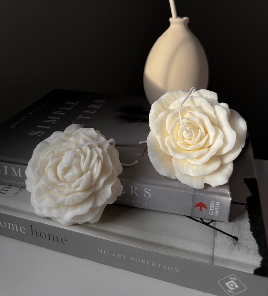 Свеча ароматическая 4*6,5 см пион белый