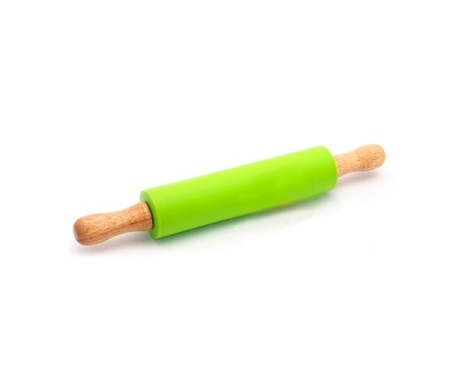 Скалка зеленая 30*19,5см. деревянная, силикон